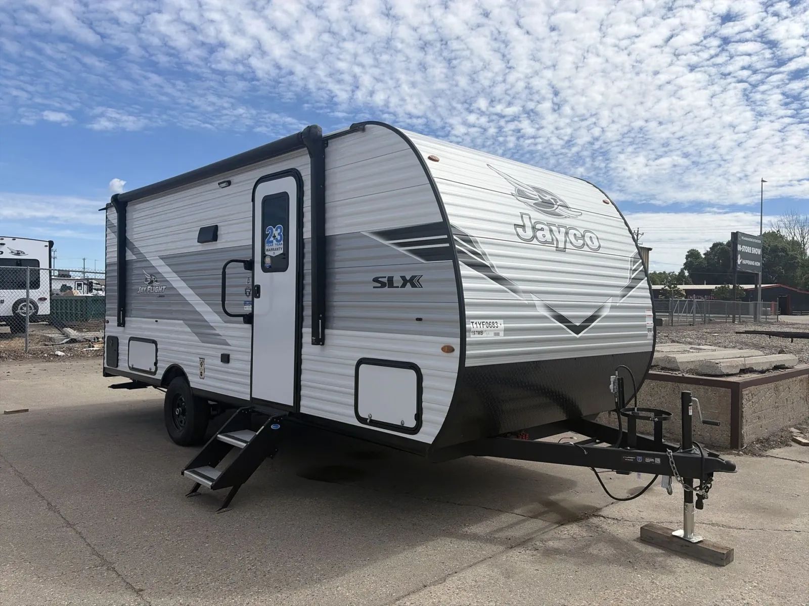 2026 Jayco JAY FLIGHT SLX 197MB in fargo ND