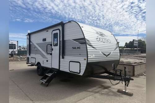 2026 Jayco JAY FLIGHT SLX 197MB in fargo ND