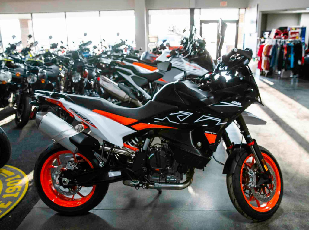 2024 KTM SMT 890 890 in Charleston, IL