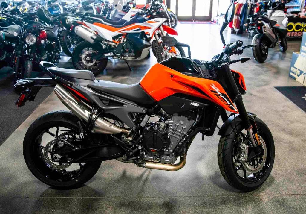 2024 KTM Duke 790 DUKE in Charleston, IL