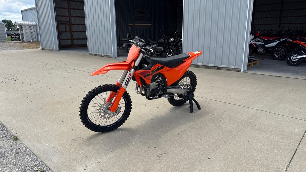 2025 KTM 450 SX-F 450 F 450 in Charleston, IL