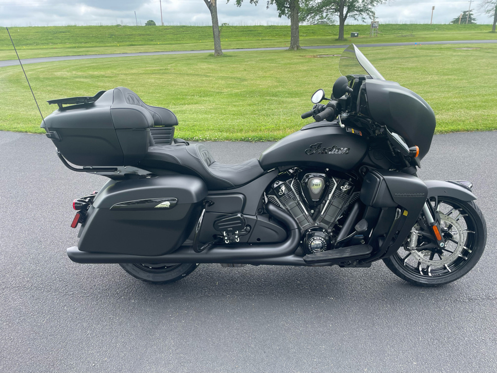 2025 Indian ROADMASTER POWERPLUS DARK HORSE DARK HORSE in Charleston, IL