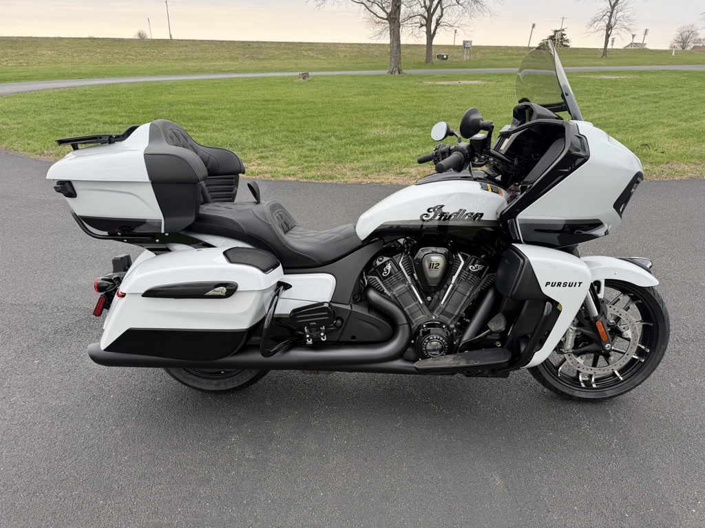 2026 Indian Pursuit 112 Dark Horse With Powerband Audio Packa DARK HORSE WITH POWERBAND AUDIO PACKAGE in Charleston, IL