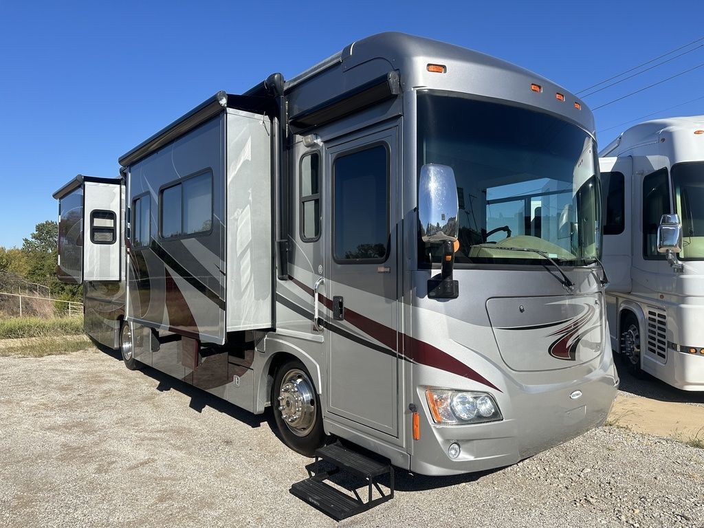 2012 Winnebago Meridian 34Y in weatherford TX