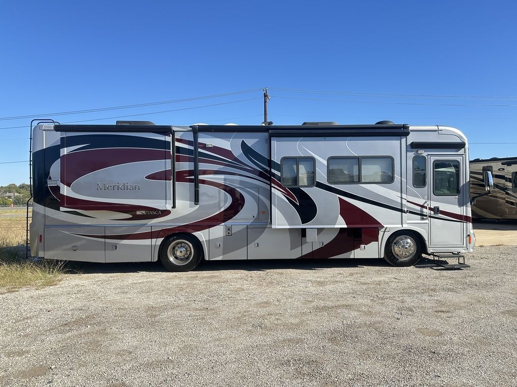2012 Winnebago Meridian 34Y in weatherford TX