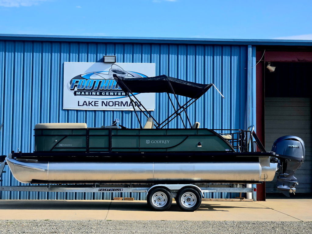 2026 Godfrey Pontoons Xperience 2286 SFLX 27" iMPACT Center Tube Package 2286 SBX in mooresville NC