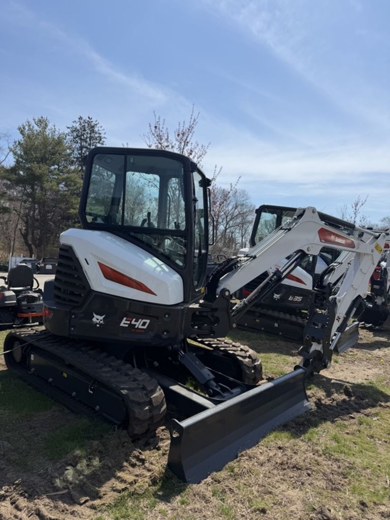 2026 Bobcat R2-Series E40 in East Hartford, CT