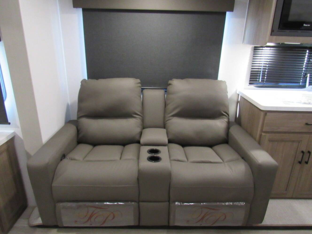 A photo of this 2026 Coachmen Freedom Express Ultra Lite 324RLDS