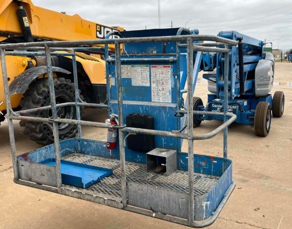Genie Articulated Boom Lift Equipment listings For Sale Near Lake
