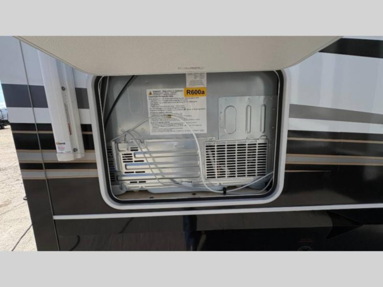 A photo of this 2026 Jayco Pinnacle 38FBRK