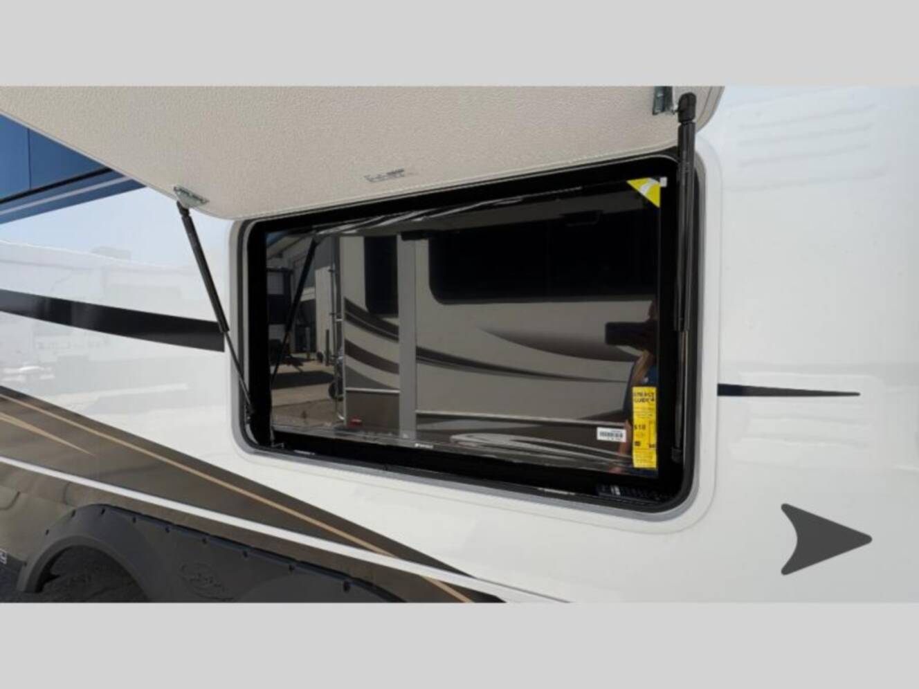 A photo of this 2026 Jayco Pinnacle 38FBRK