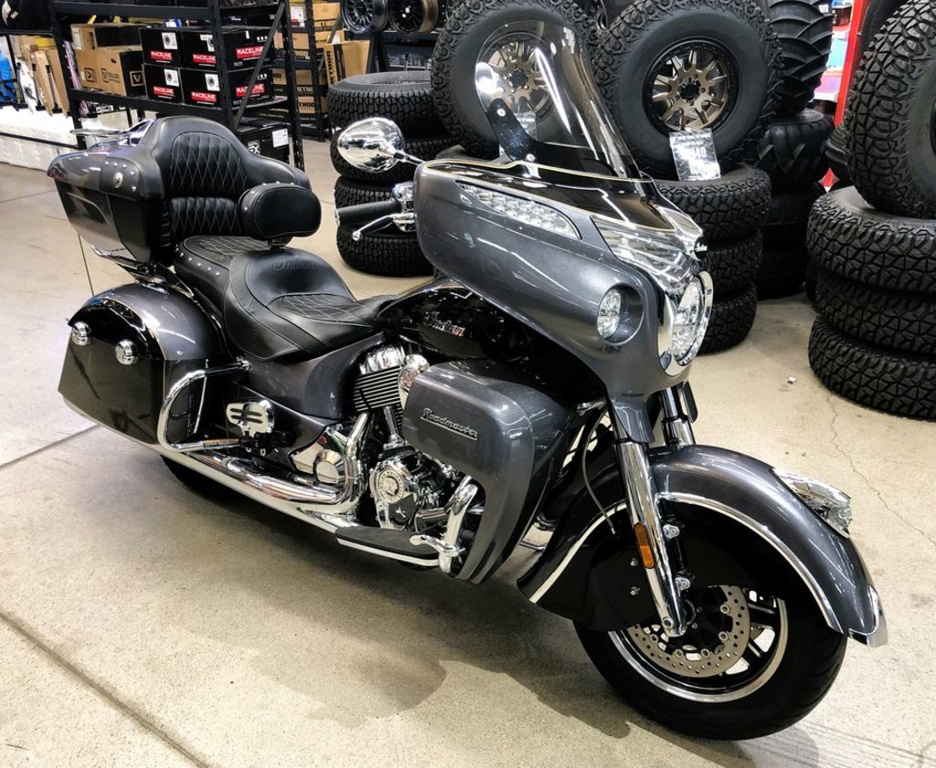 2016 Indian Roadmaster Thunder Black in Surprise, AZ