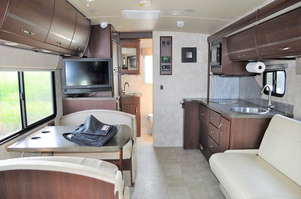 2011 Winnebago VIEW 24K in ho-ho-kus NJ