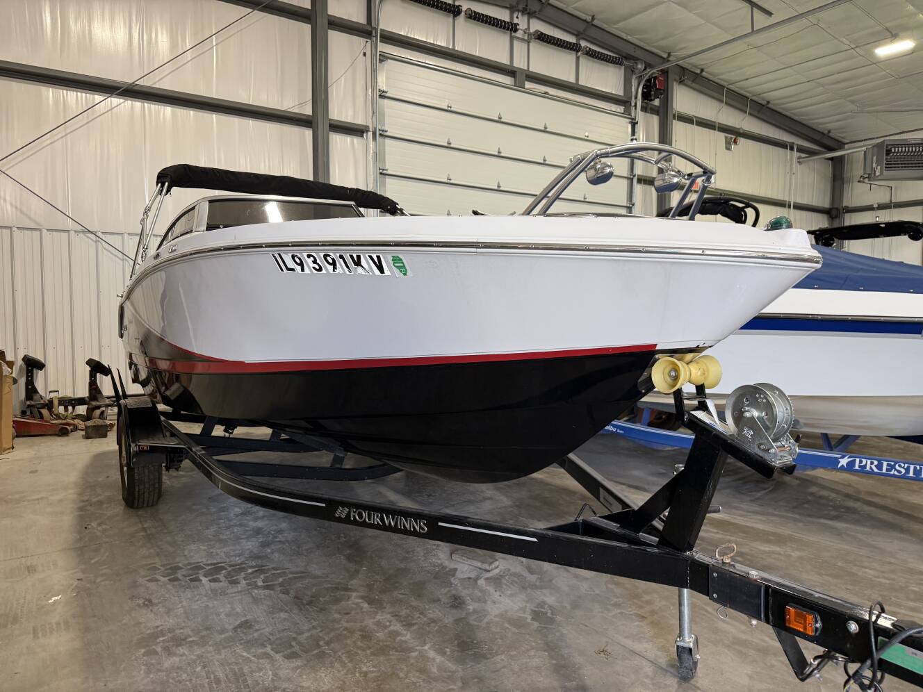 A photo of this 2017 Four Winns 200H SIGNATURE