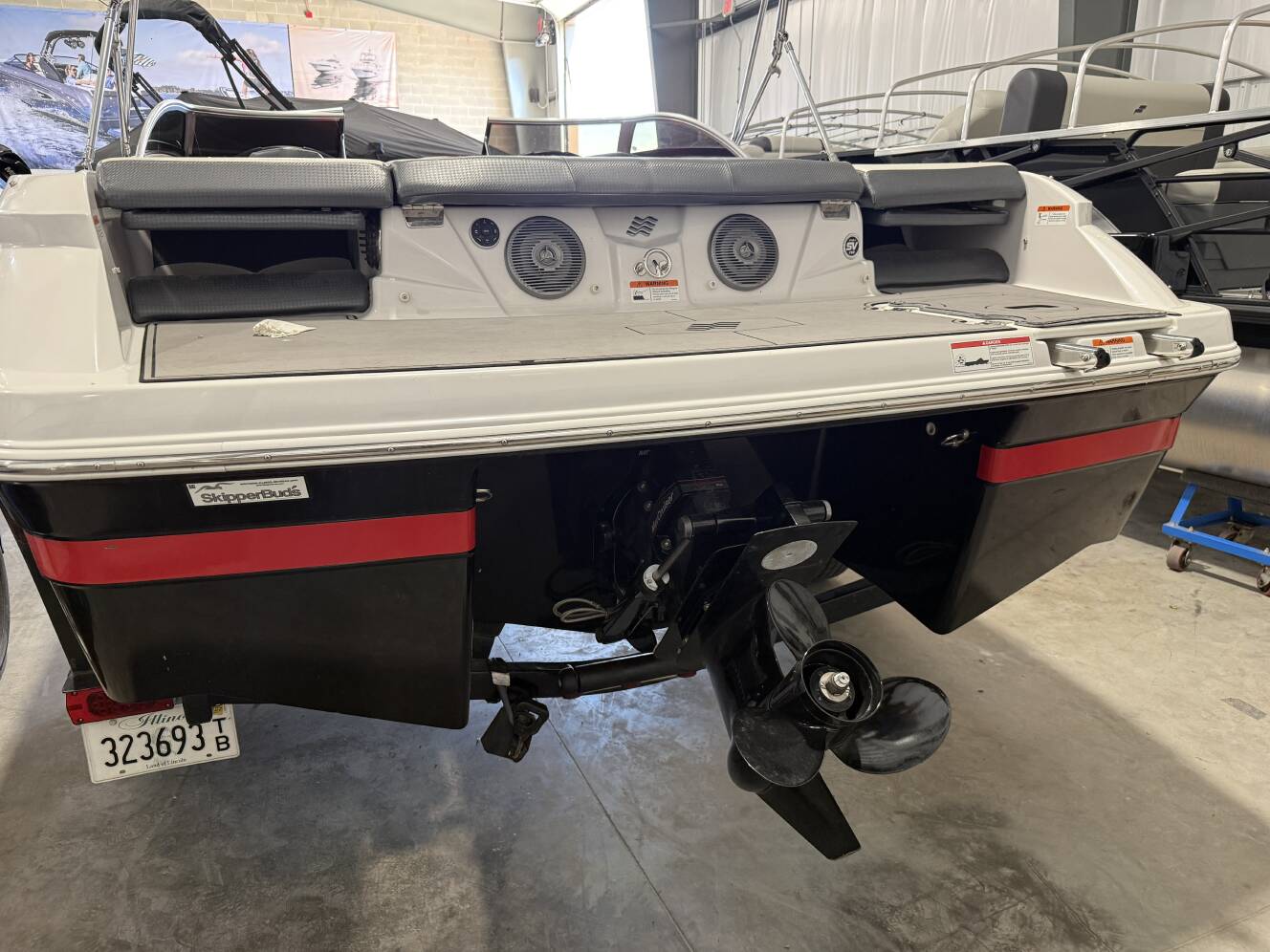 A photo of this 2017 Four Winns 200H SIGNATURE