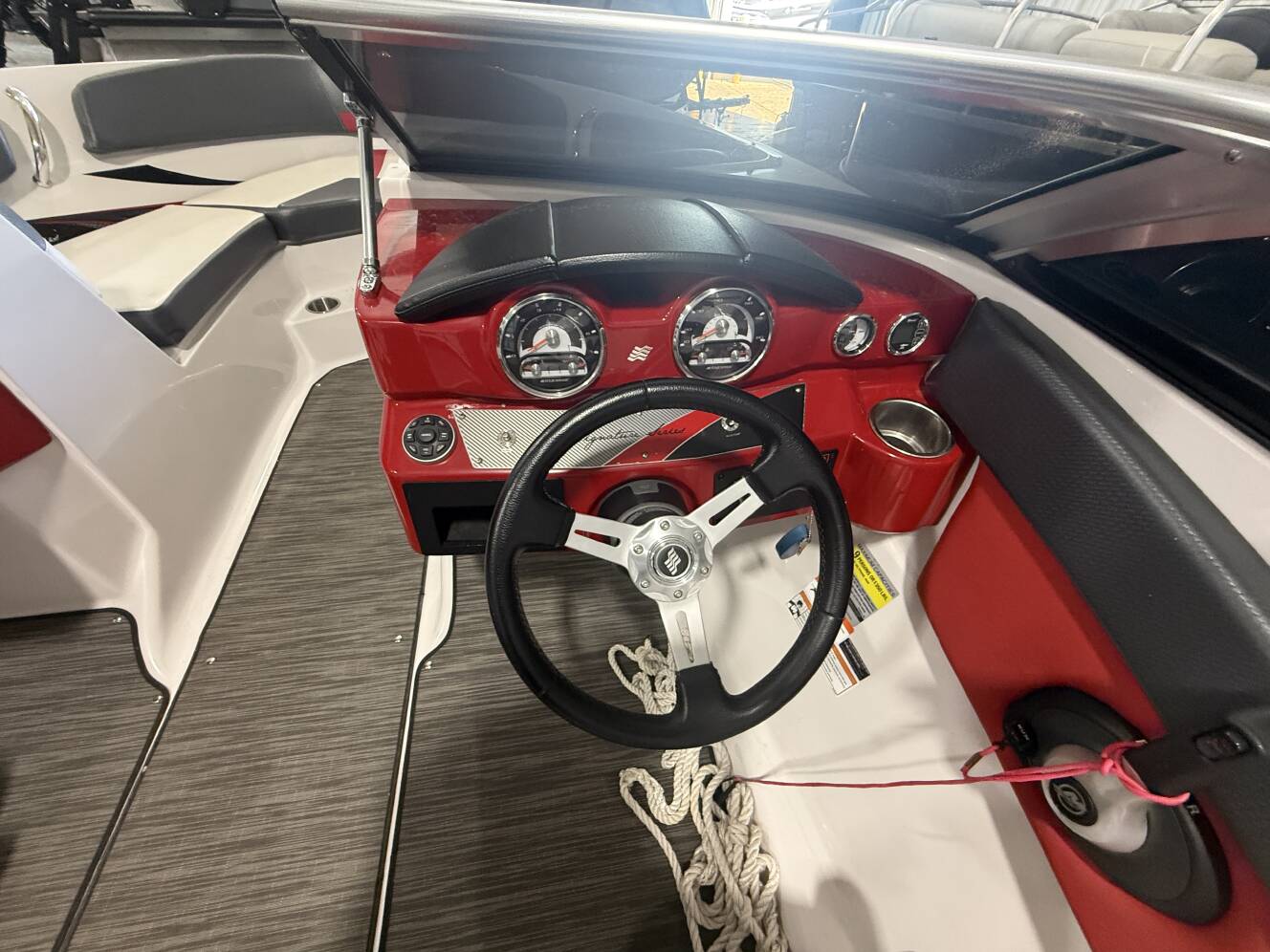 A photo of this 2017 Four Winns 200H SIGNATURE