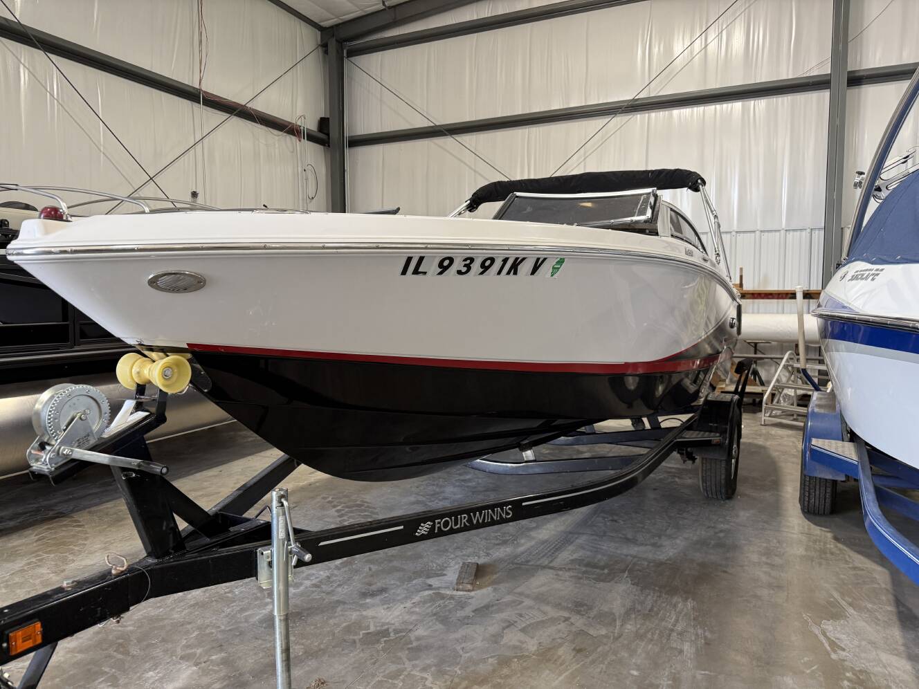 A photo of this 2017 Four Winns 200H SIGNATURE