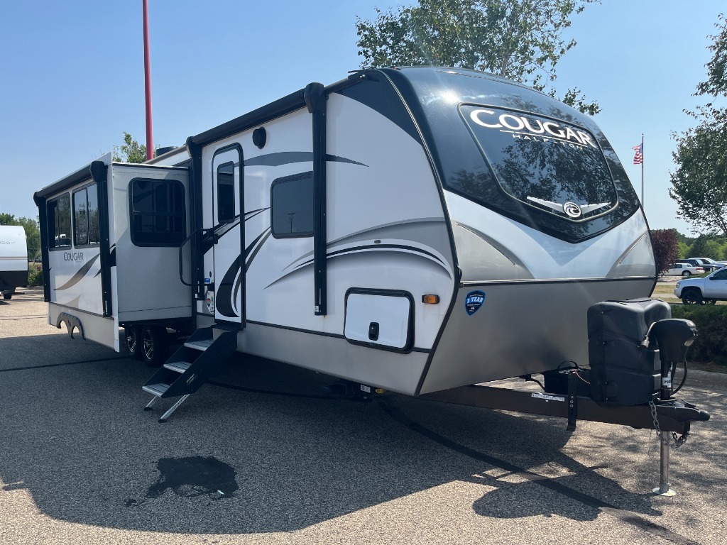 2022 Keystone Rv Cougar Half-Ton 34TSB in ramsey MN