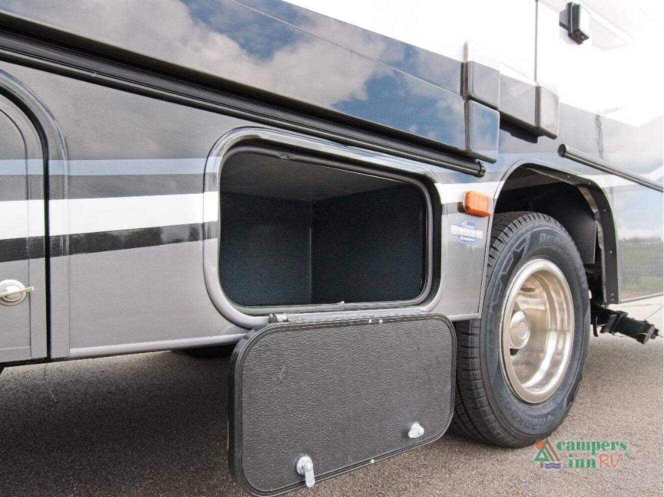 A photo of this 2026 Coachmen Rv Leprechaun 319MB Ford
