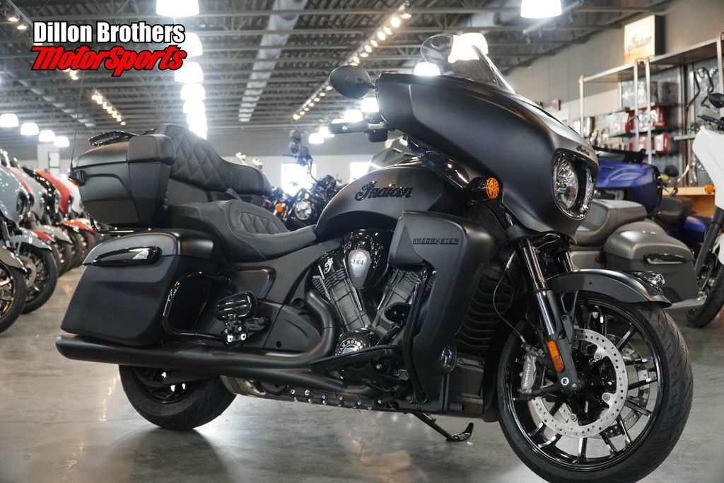 2025 Indian Motorcycle® Roadmaster® PowerPlus Dark Horse® Black Smoke DARK HORSE in Omaha, NE