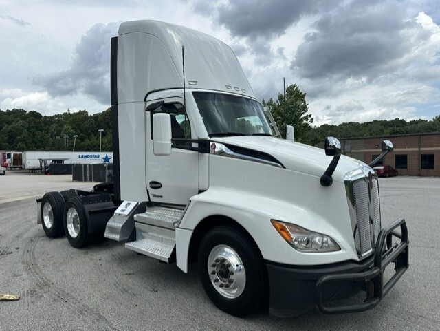 2023 KENWORTH T680 in Chattanooga, TN