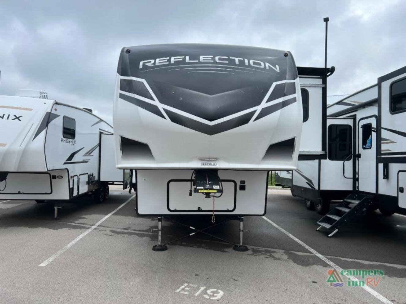 A photo of this 2021 Grand Design Reflection 337RLS