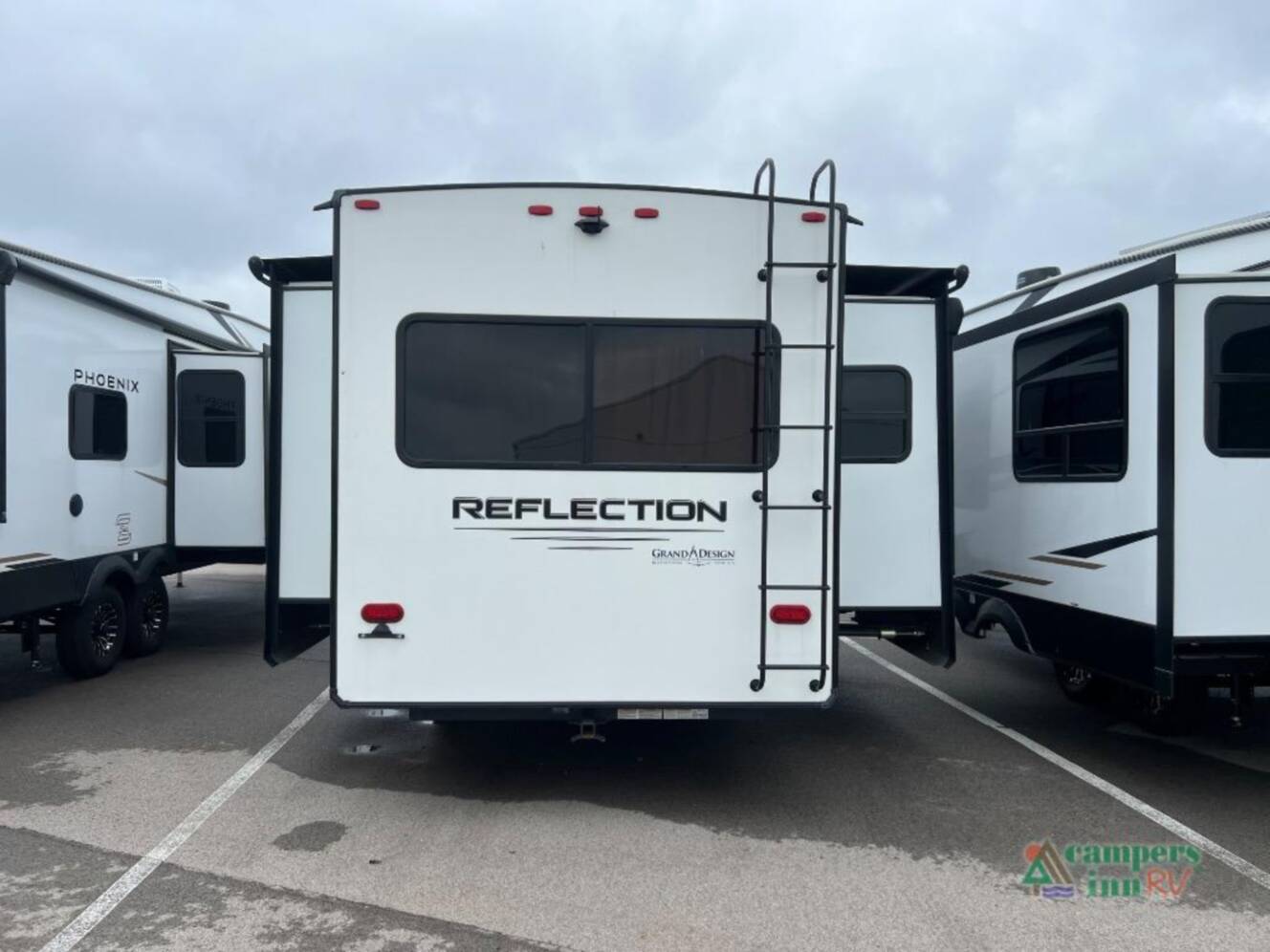 A photo of this 2021 Grand Design Reflection 337RLS