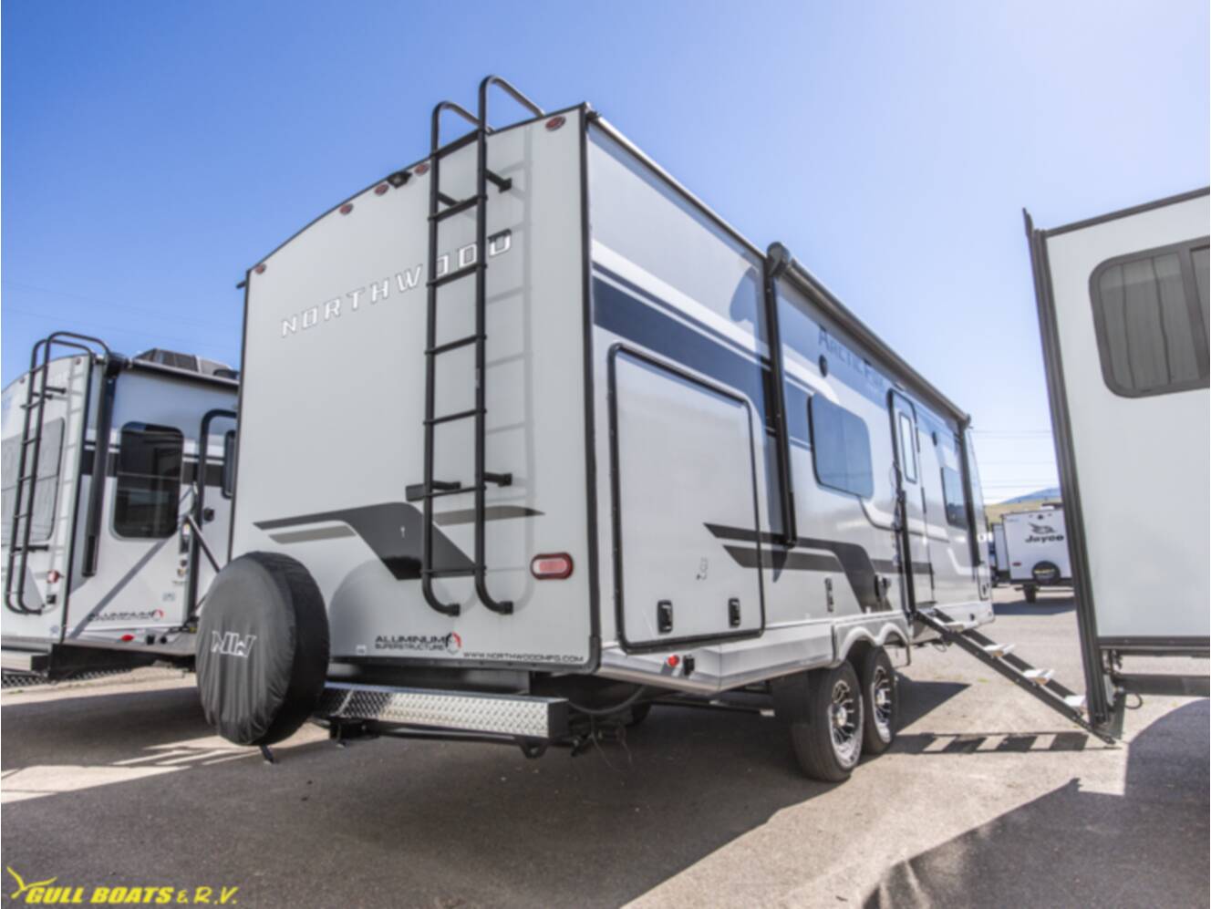 A photo of this 2026 Northwood Arctic Fox NXT 26MK
