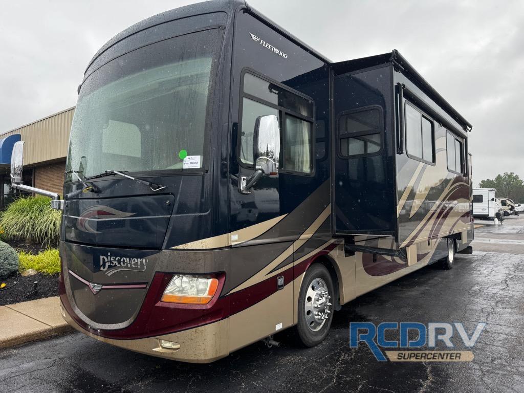 2010 Fleetwood Rv Discovery 40X in medina OH