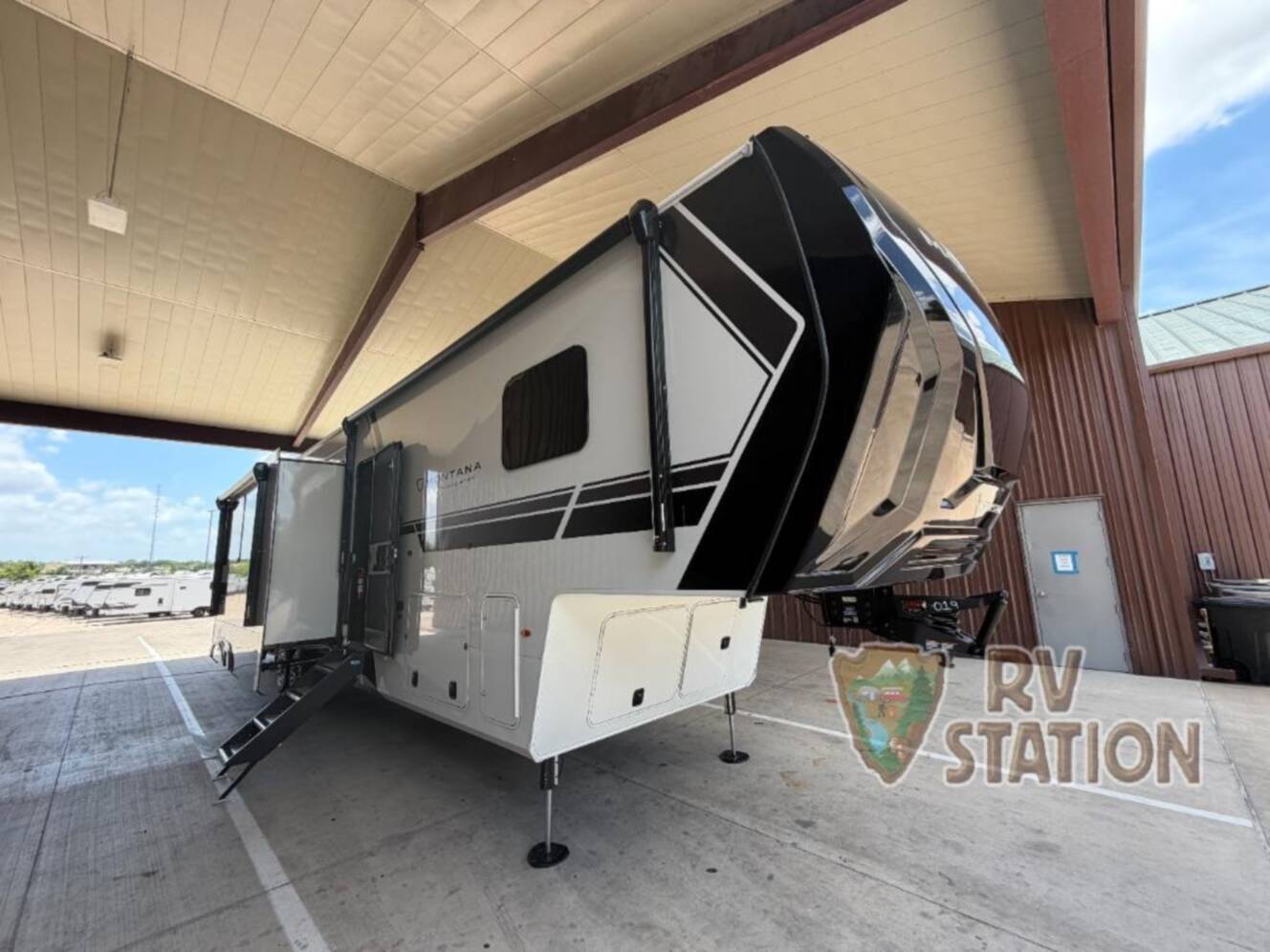 A photo of this 2027 Keystone Rv Montana High Country 391TB