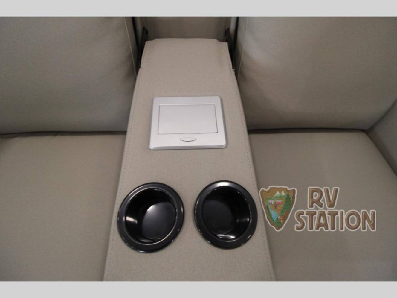 A photo of this 2027 Alliance Rv Avenue All-Access 29RL