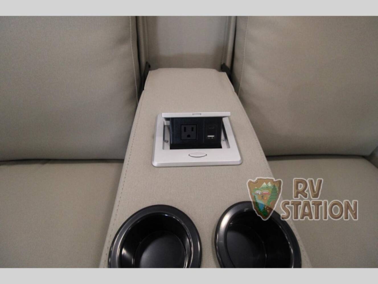 A photo of this 2027 Alliance Rv Avenue All-Access 29RL