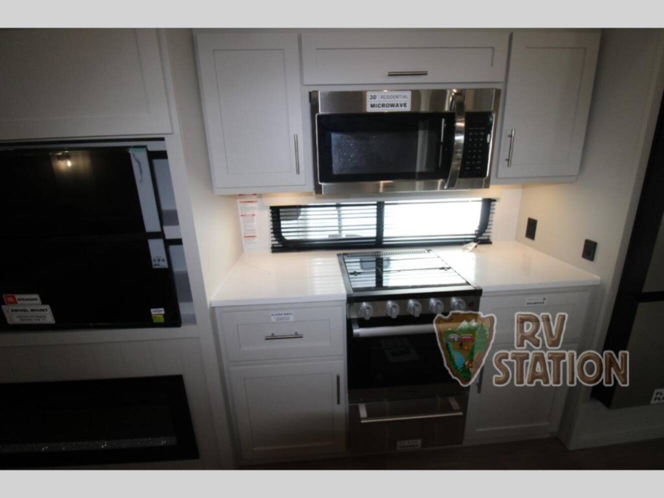 A photo of this 2027 Alliance Rv Avenue All-Access 29RL