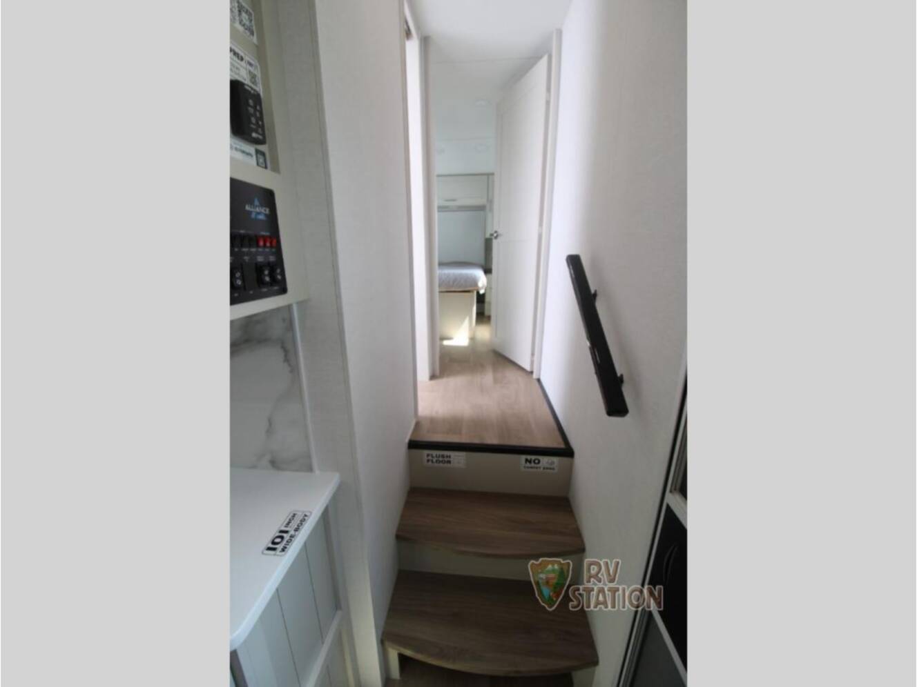 A photo of this 2027 Alliance Rv Avenue All-Access 29RL