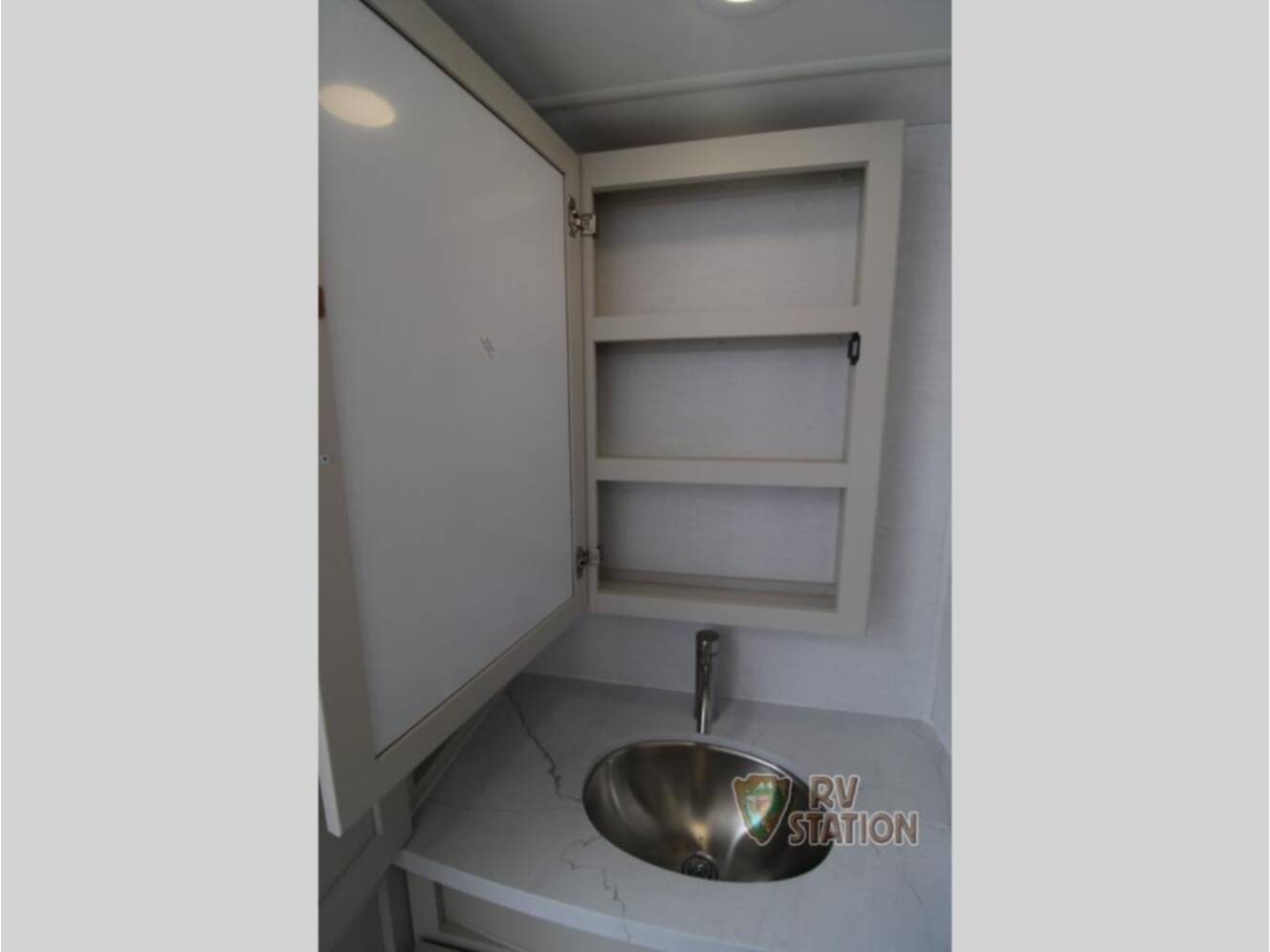 A photo of this 2027 Alliance Rv Avenue All-Access 29RL
