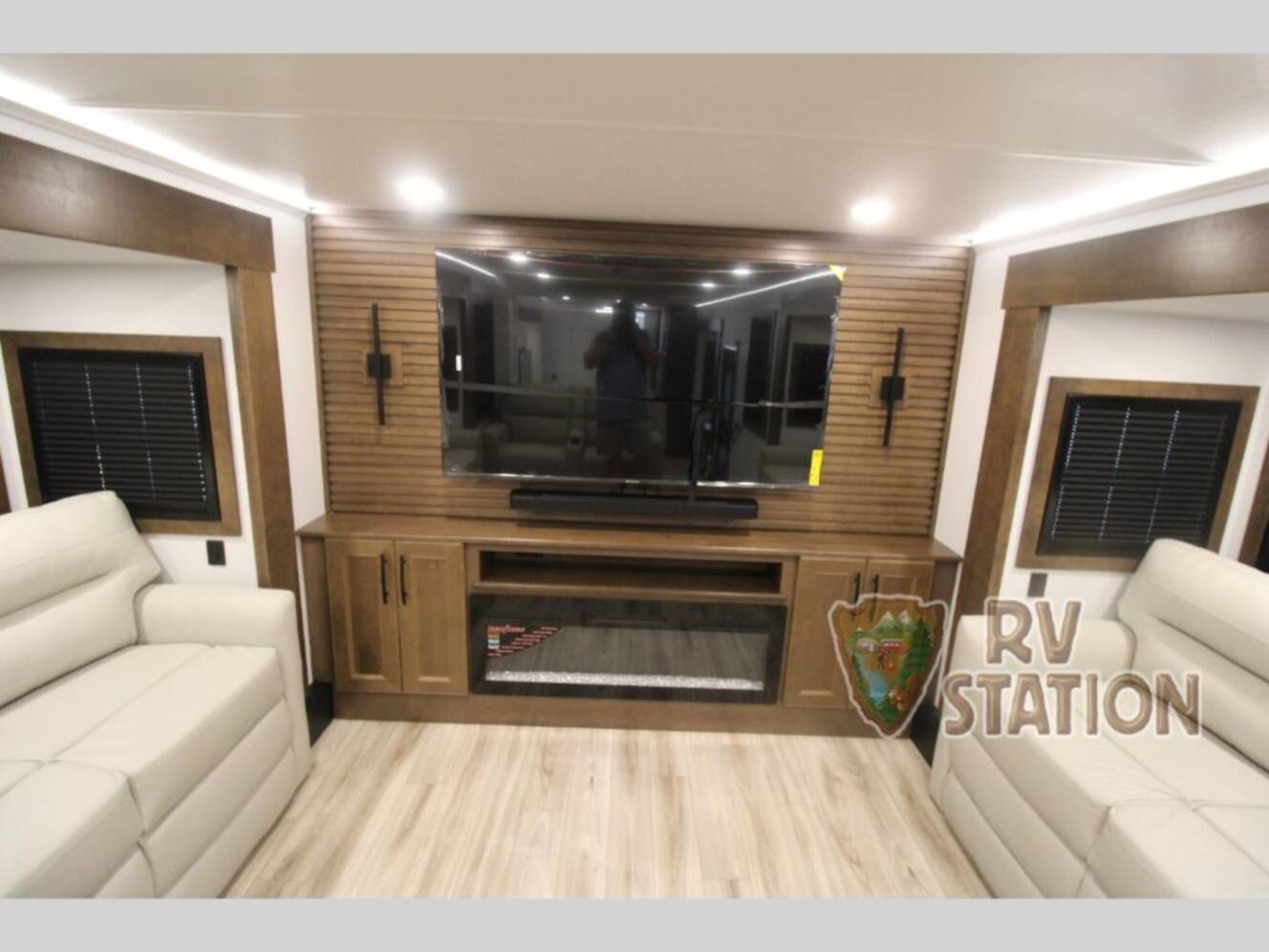 A photo of this 2027 Keystone Rv Montana 3800FL