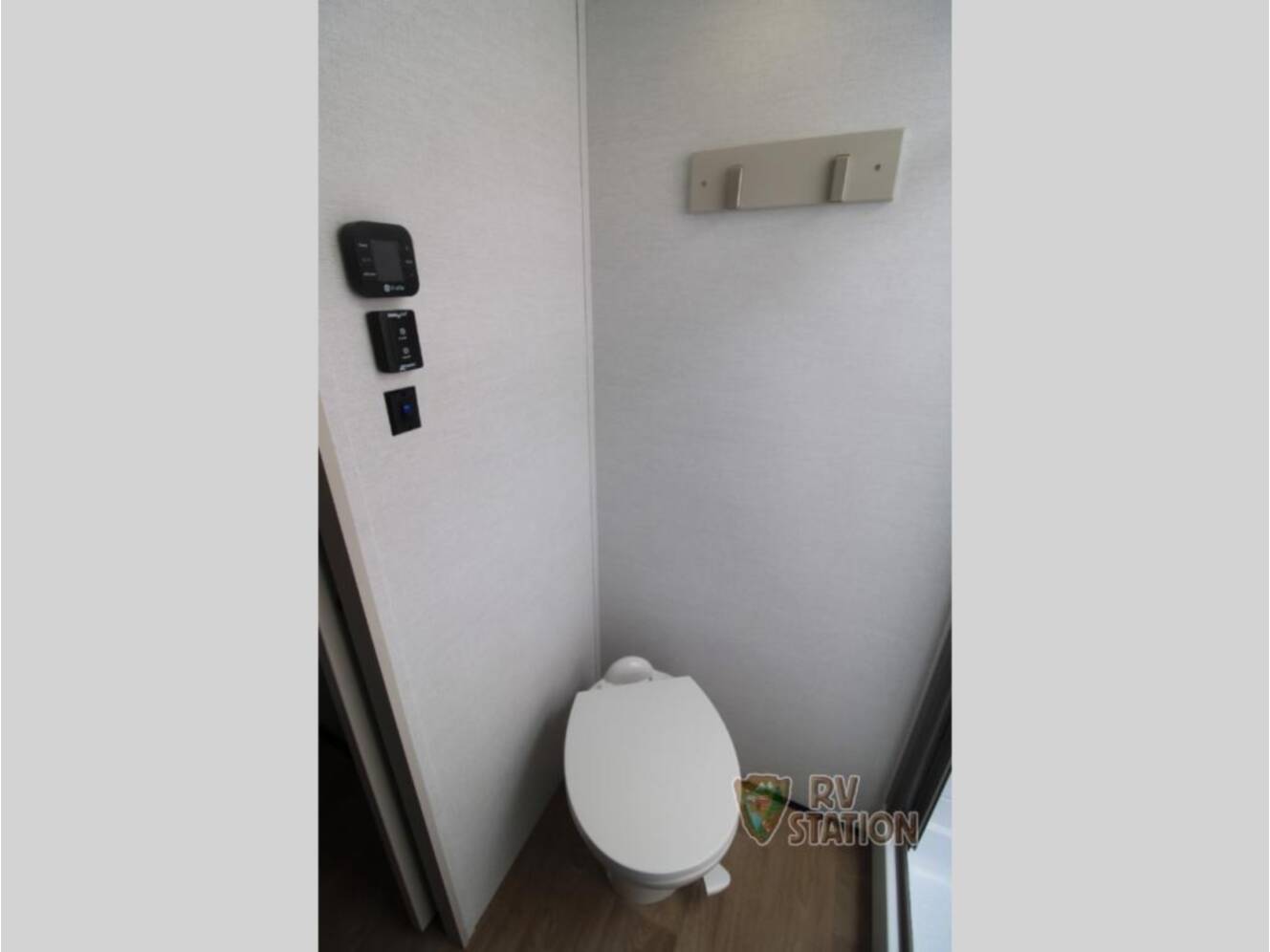 A photo of this 2027 Alliance Rv Avenue All-Access 29RL