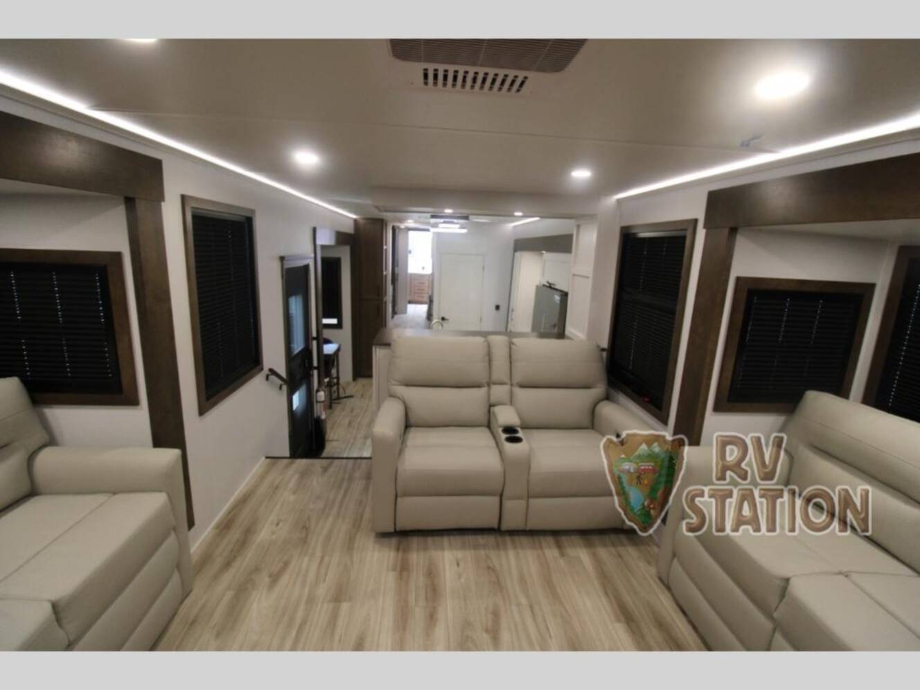 A photo of this 2027 Keystone Rv Montana 3800FL