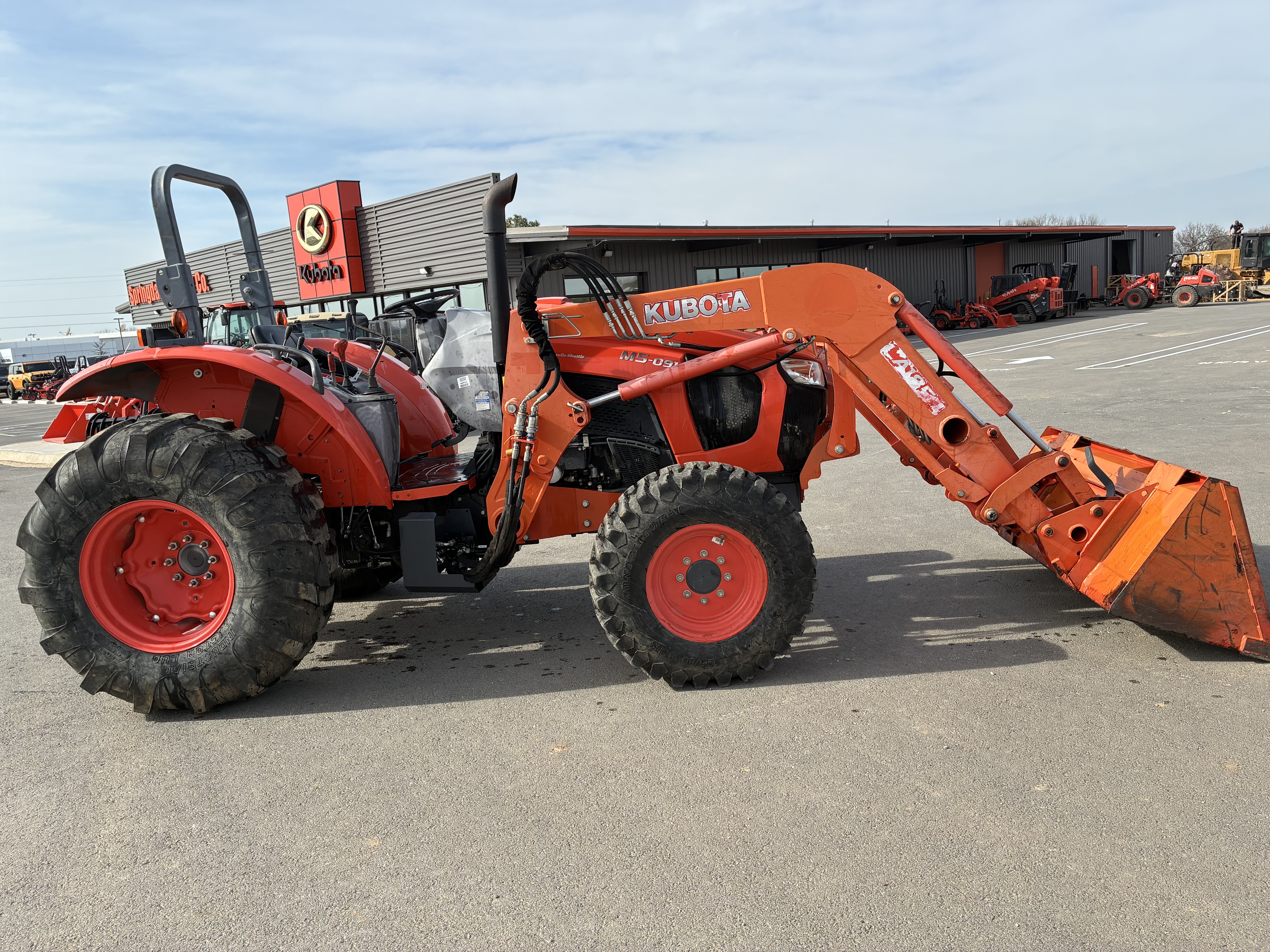 KUBOTA M5-091HD in Springdale, AR