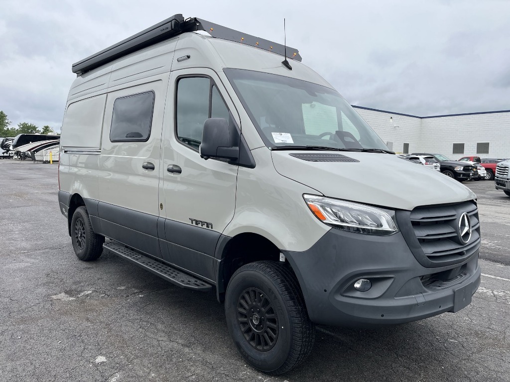 2027 Tiffin Motorhomes GH1 SE 19 SBV BASE in north tonawanda NY