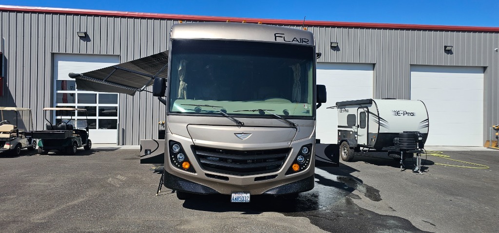 2015 Fleetwood Rv Flair 26E in richland WA