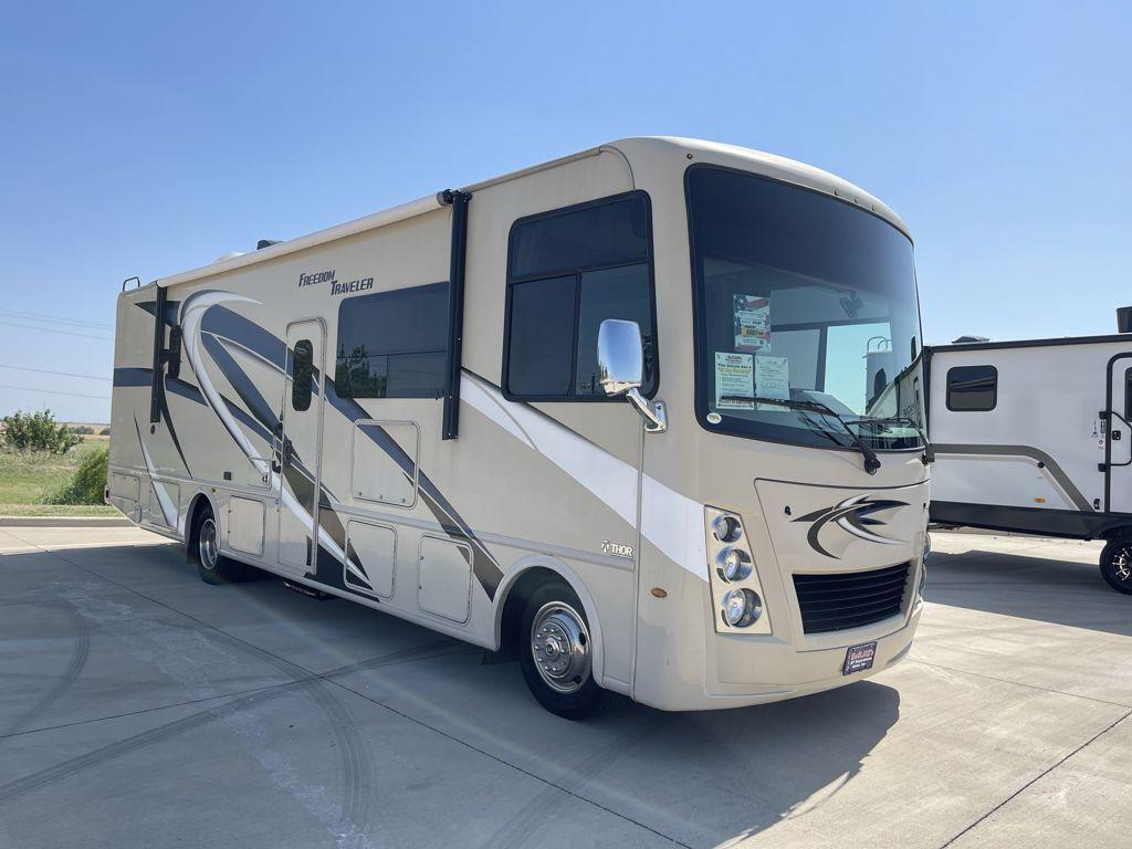 2022 Thor Motor Coach Freedom Traveler A32 in sanger TX