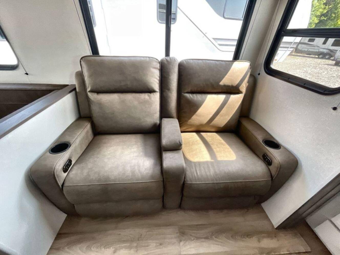 A photo of this 2027 Grand Design Transcend 325BHT