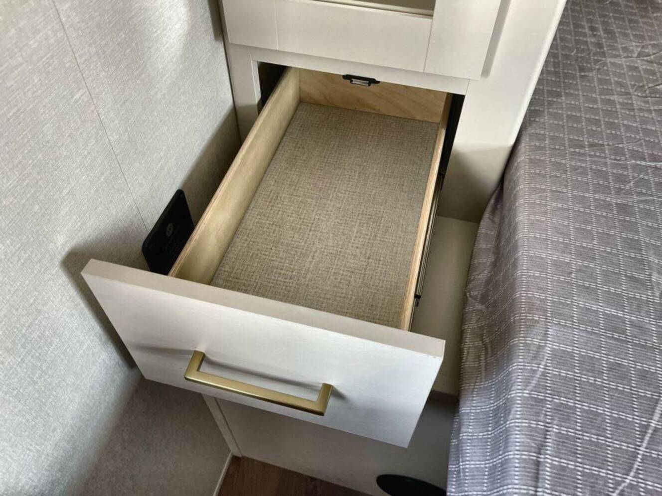 A photo of this 2027 Grand Design Transcend 325BHT
