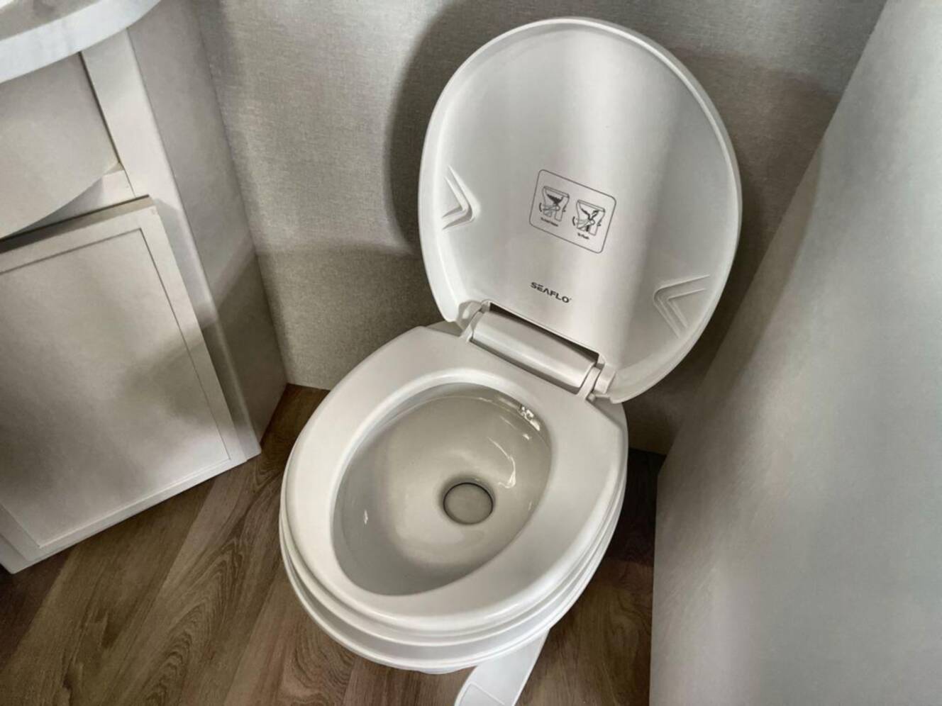 A photo of this 2027 Grand Design Transcend 325BHT