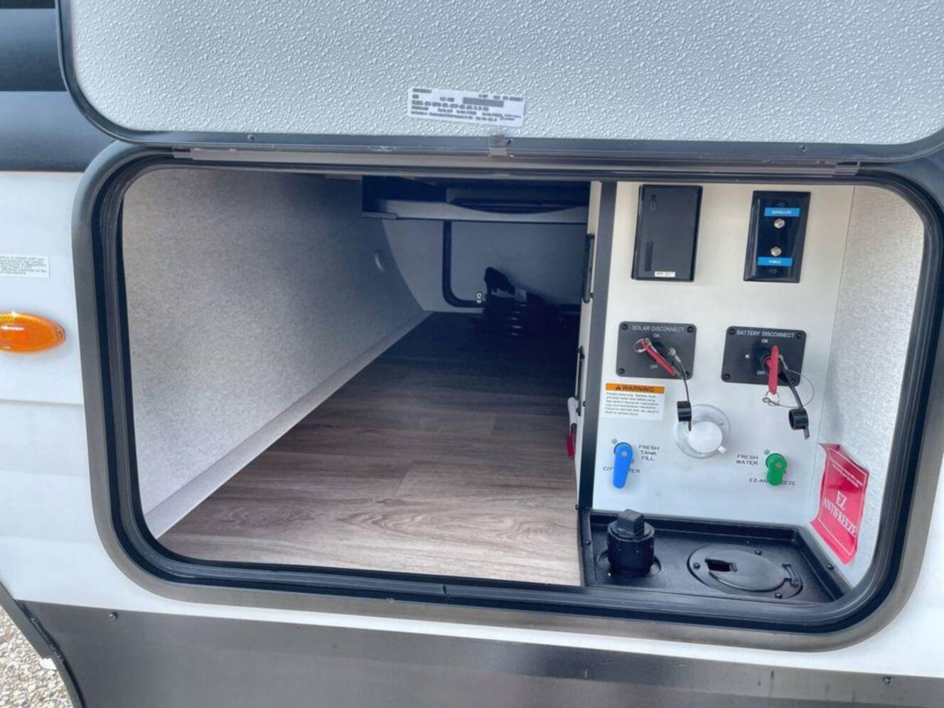 A photo of this 2027 Grand Design Transcend 325BHT