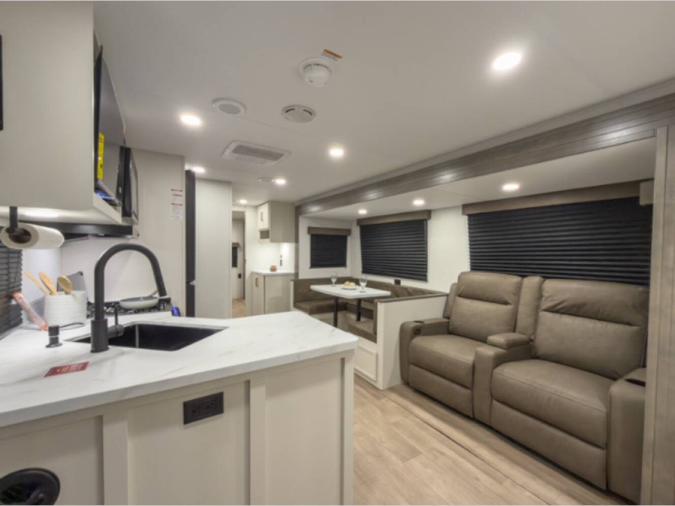 A photo of this 2027 Grand Design Transcend 325BHT
