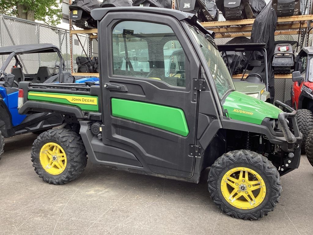 2021 John Deere XUV835M HVAC in big bend WI