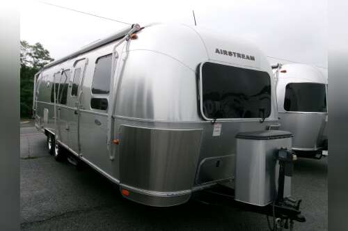 2015 Airstream Flying Cloud 30 Bunk in duncansville PA