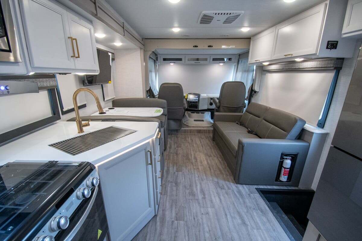 2026 Thor Motor Coach A.C.E. 32B in alvarado TX
